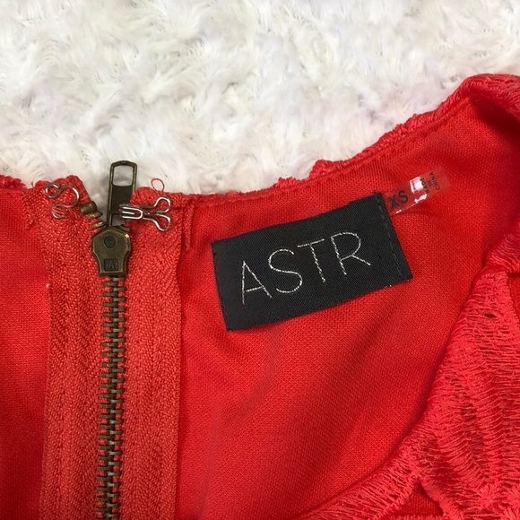 ASTR The Label Lace Coral Sleeveless Dress - Picture 6 of 15